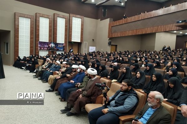 همایش نوجوانان دانش آموز با عنوان نو جهان در اردوگاه ۱۵ خرداد قم