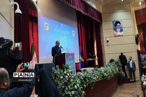 حضور وزیر کشور در همایش تبیینی بسیج شهرستان فیروزکوه