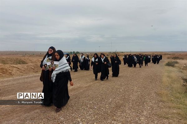 مرور درس‌های شهیدحسن باقری توسط معلمان فارس