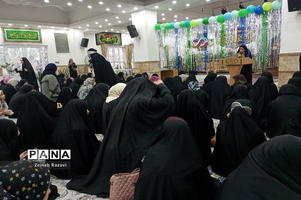 برگزاری جشن یک سالگی دوره بینهایت در استان قم