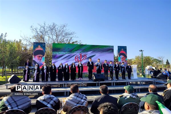 همایش بزرگ پیاده‌روی خانوادگی در شهرستان قرچک