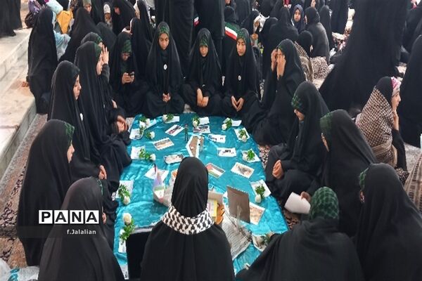 رزمایش ۳۱۳ حلقه صالحین بسیج استان قم در حرم حضرت معصومه (س)