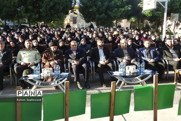 مراسم گرامیداشت ۴ آذر روز مقاومت مردم اندیمشک در هنرستان نرجس خاتون