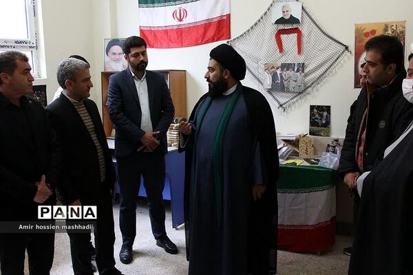 تجهیز و راه‌اندازی کتابخانه تخصصی دبیرستان ابن‌سینا رودهن