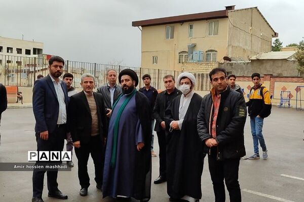 تجهیز و راه‌اندازی کتابخانه تخصصی دبیرستان ابن‌سینا رودهن