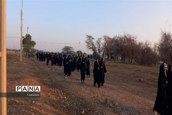 اردوی راهیان نور دانش‌آموزان ناحیه یک قم