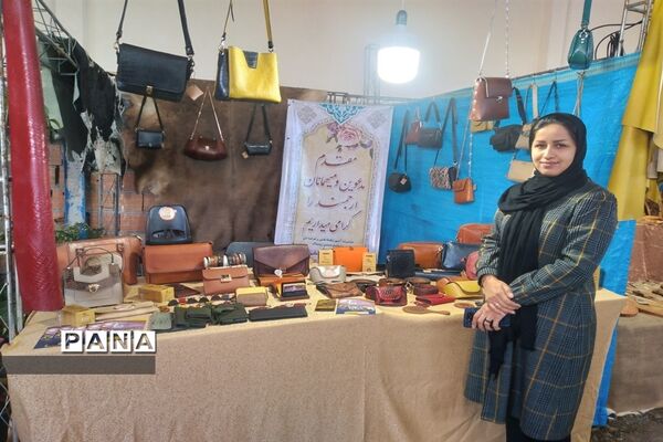 نمایشگاه کار آفرینی صنایع دستی و مشاغل خانگی در میاندورود