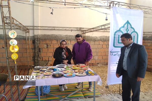 نمایشگاه کار آفرینی صنایع دستی و مشاغل خانگی در میاندورود