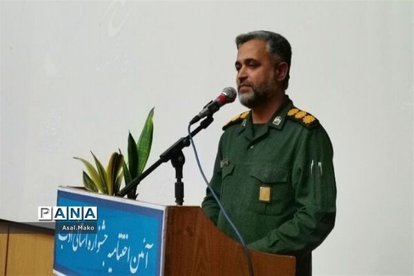 نمایشگاه هنرهای تجسمی در راستای حمایت از کودکان غزه در پاکدشت