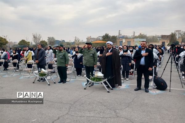 نواخته شدن زنگ امید درآموزشگاه قاضی طباطبایی اسلامشهر