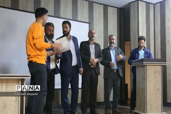 کارگاه آموزش سواد رسانه و خبرنویسی ویژه خبرنگاران پانا قرچک