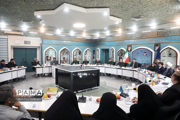 دیدار وزیر آموزش و پرورش با رئیس بسیج مستضعفین