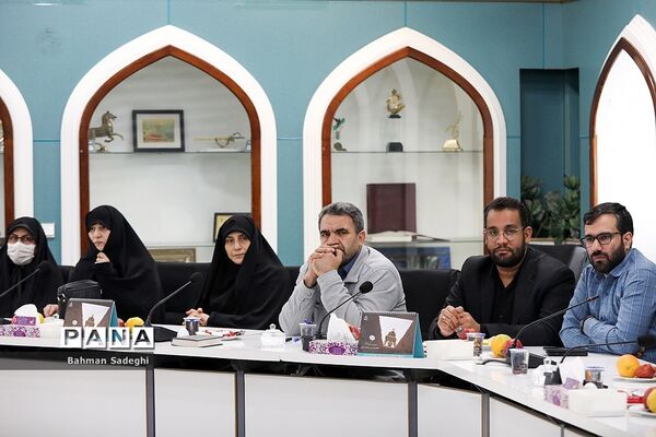 دیدار وزیر آموزش و پرورش با رئیس بسیج مستضعفین