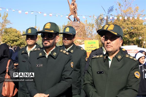 راهپیمایی مردم شهرستان دلیجان در حمایت از کودکان مظلوم فلسطین