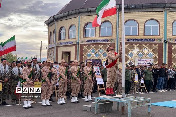 نمایش شکوه اقتدار بسیجیان در شهرستان آق قلا