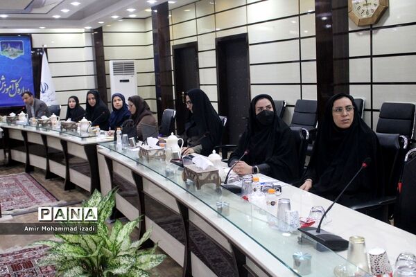 جلسه شورای برنامه‌ریزی و نظارت کودکستان های استان بوشهر