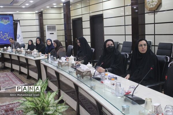 جلسه شورای برنامه‌ریزی و نظارت کودکستان های استان بوشهر