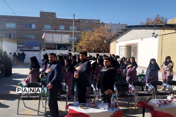 یادواره شهدا و مراسم دهه فاطمیه در دبیرستان گلستان شهرستان مانه و سملقان
