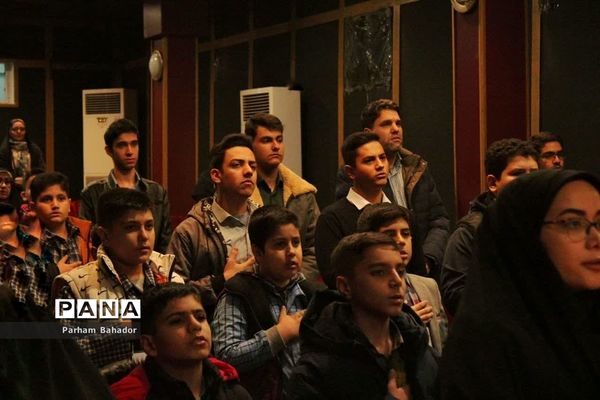 جلسه رؤسای شورای دانش‌آموزی پسران منطقه ۱۶