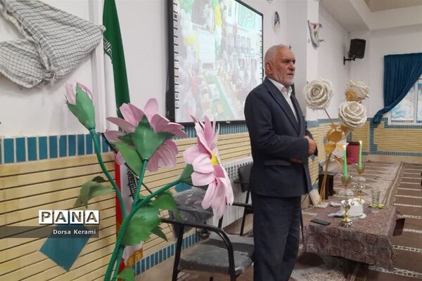 جشن تولد خیر مدرسه‌ساز در جمع دانش‌آموزان