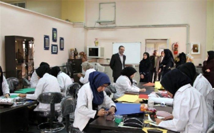 دولت بودجه‌ ای برای حمایت از استارت‌آپ‌های دانش آموزی اختصاص دهد