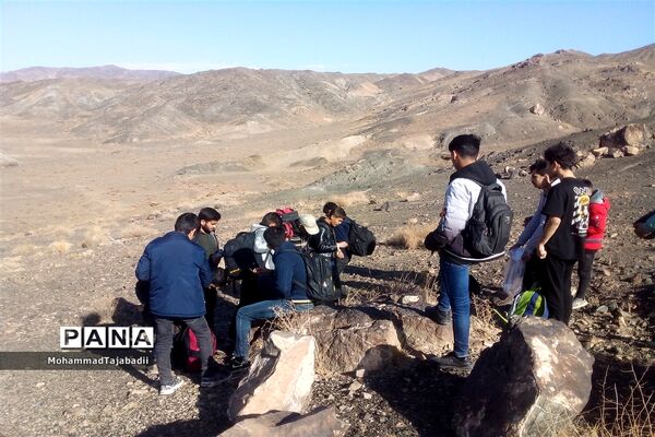 ‌کوه‌پیمایی هنرجویان هنرستان شهید‌دیواندری سبزوار
