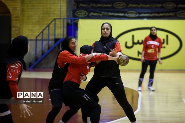 آخرین تمرین تیم ملی هندبال بانوان