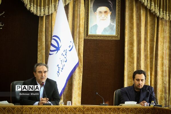 نشست خبری معاون حقوقی رئیس‌جمهوری