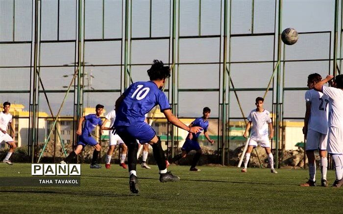 آموزش‌ و‌ پرورش منبع دوپینگ فوتبال ایران است