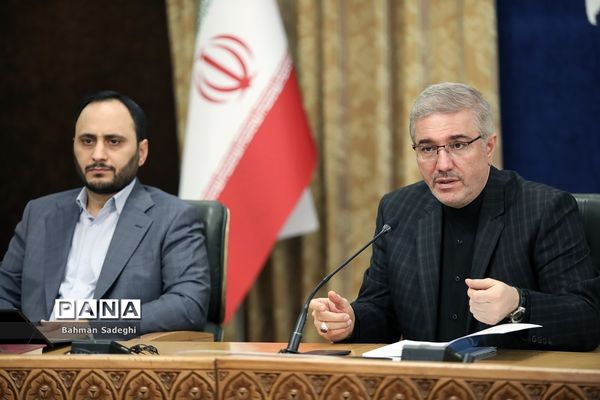 نشست خبری مشترک سخنگوی دولت و رئیس سازمان برنامه و بودجه