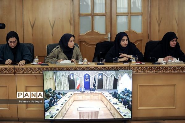 نشست خبری مشترک سخنگوی دولت و رئیس سازمان برنامه و بودجه