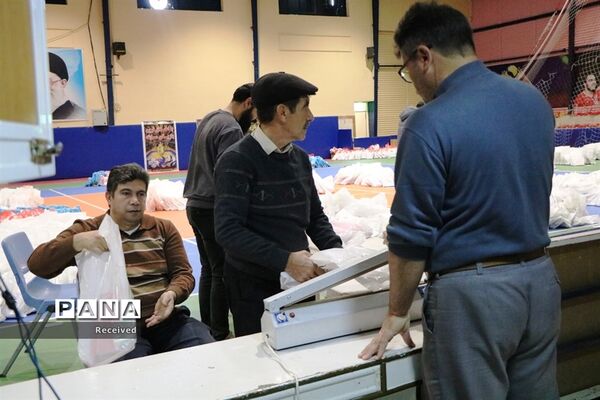 جشن لبخند دانش‌آموزان با جهاد توزیع نوشت افزار در آذربایجان غربی