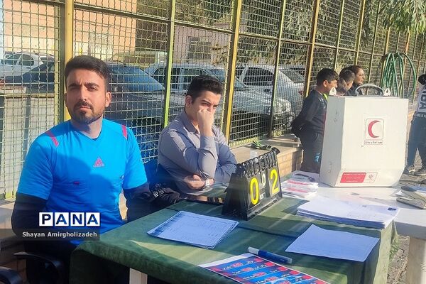 برگزاری مسابقات فوتبال مدارس مقطع ابتدایی در شهرستان قرچک
