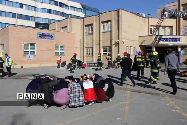 مانور سراسری زلزله و ایمنی ناحیه ۳ اصفهان