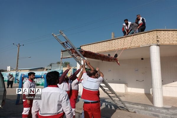 بیست و پنجمین مانور سراسری زلزله و ایمنی در دبستان شهید مرتب بهبهان