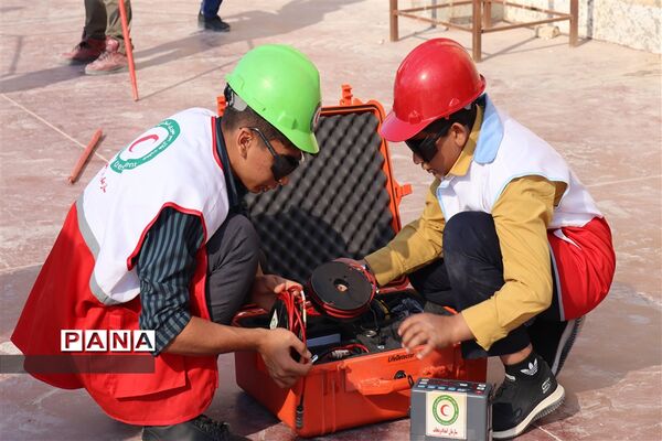 بیست و پنجمین مانور زلزله و ایمنی در مدارس شهرستان میبد