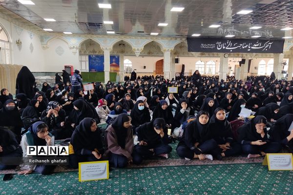 رقابت 1000 دانش‌آموز دختر کاشمر در مسابقه لیگ جت