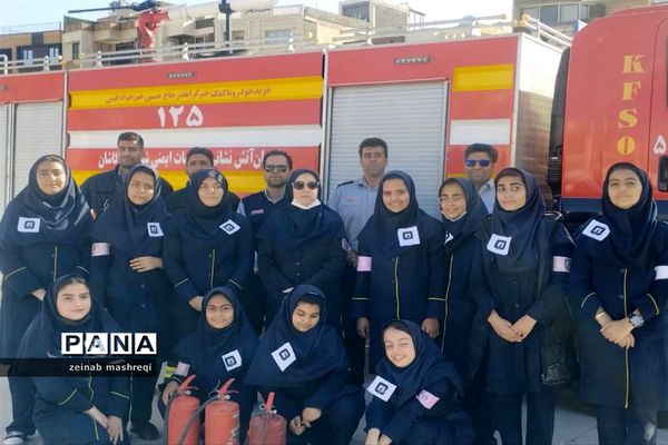 بیست و پنجمین مانور سراسری« زلزله و ایمنی »در کاشان