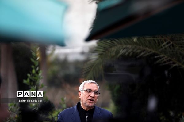 اعضای هیأت دولت در جمع خبرنگاران - ۸ آذر ۱۴۰۲