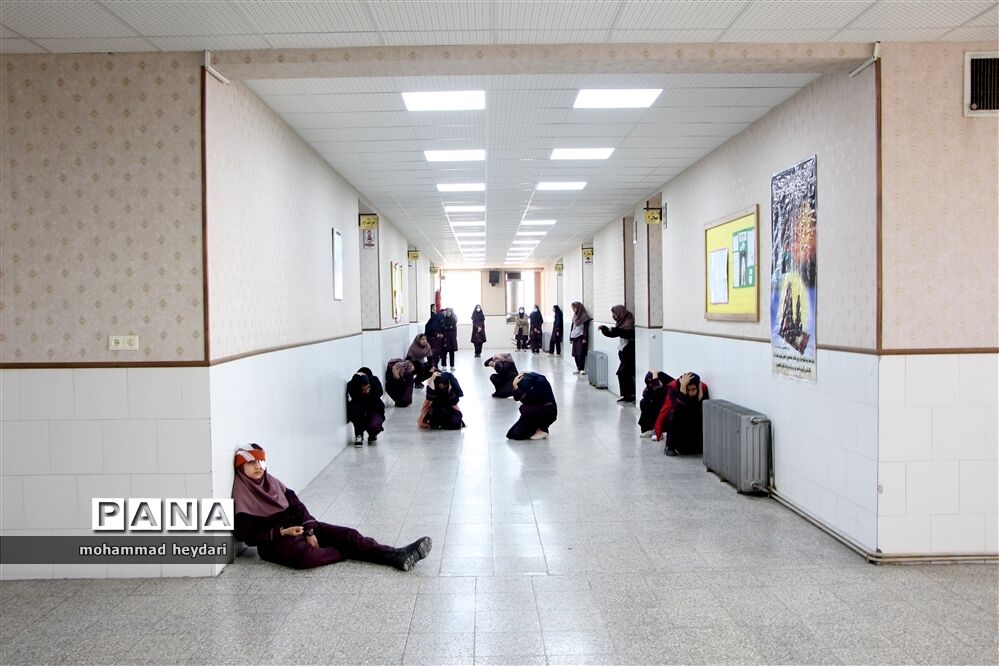 مائور زلزله در مدرسه نسیم سبحان یزد
