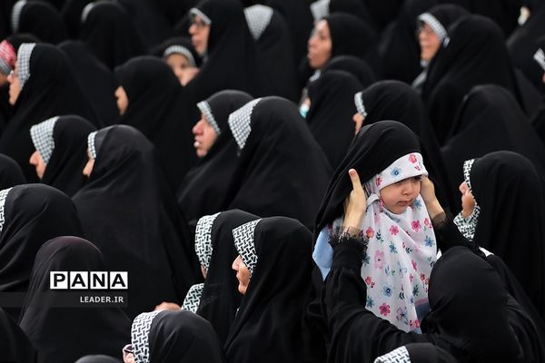 دیدار هزاران نفر از بسیجیان با رهبر معظم انقلاب