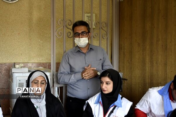 مانور زلزله در مدرسه شهید بهشتی شهرستان پردیس