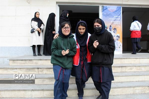 آیین بیست و پنجمین مانور سراسری زلزله با شعار (مدرسه ایمن، جامعه تاب‌آور)