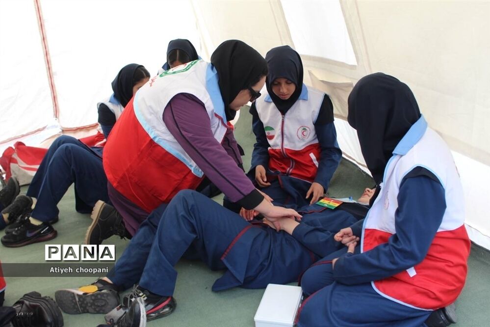 آیین بیست و پنجمین مانور سراسری زلزله با شعار (مدرسه ایمن، جامعه تاب‌آور)