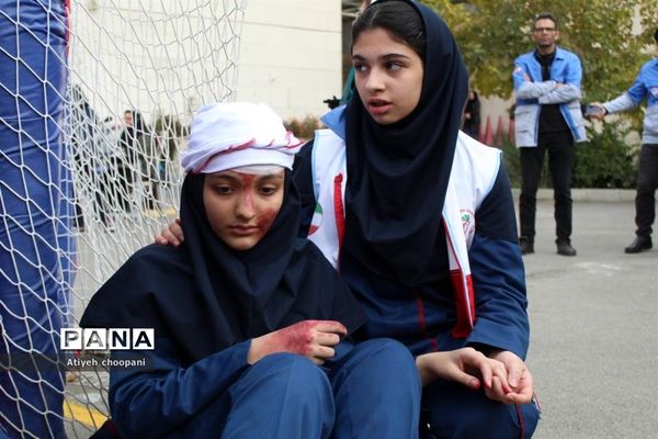 آیین بیست و پنجمین مانور سراسری زلزله با شعار (مدرسه ایمن، جامعه تاب‌آور)