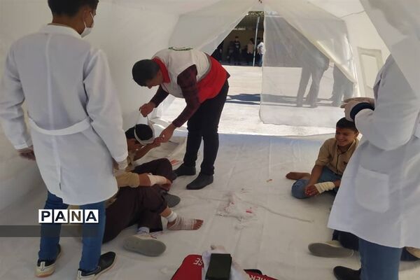 بیست و پنجمین مانور سراسری زلزله و ایمنی در مناطق 23 گانه استان هرمزگان