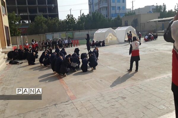 بیست و پنجمین مانور سراسری زلزله و ایمنی در مناطق 23 گانه استان هرمزگان