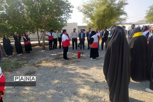 بیست و پنجمین مانور سراسری زلزله و ایمنی در مناطق 23 گانه استان هرمزگان