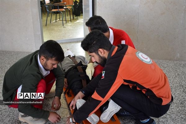 بیست و پنجمین مانور زلزله و ایمنی در مدارس بهاباد یزد