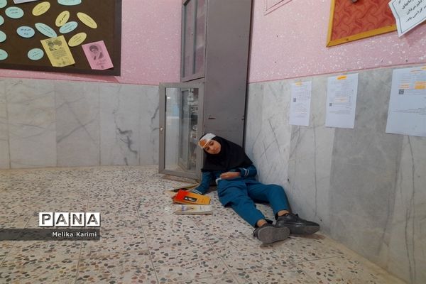 مانور زلزله در دبیرستان دخترانه شهید‌اژدری کوهمره نودان